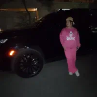 لباس شب یلدایی|لباس|شیروان (خراسان), |دیوار