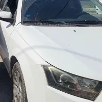 راننده با ماشین