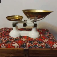 ترازوی قدیمی کمیاب انگلیسی درحد اکبند|کلکسیون اشیاء عتیقه|تهران, جنت‌آباد مرکزی|دیوار