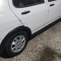 کوییک اس مدل 1403بسیار تمیز بدون رنگ و زدگی