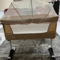 تخت کنار مادر zooye