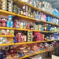 به یک خانم جهت همکاری در سوپر مارکت نیازمندیم