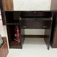 میز کامپیوتر و تحریر و کتابخانه