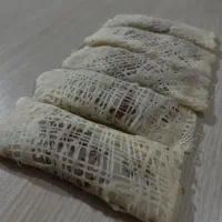 رشته خشکار وکیک خانگی