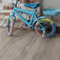 دوچرخه.کاملا جنس محکمی داره وشماره۱۴