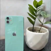 ایفون ۱۱نرمال ۱۲۸گیگ