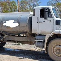 آبرسانی با تانکر ۱۳ هزارلیتری