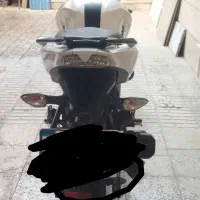 باسلام یک عدد موتور آپاچی نیوفیس 200