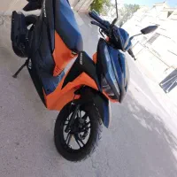 موتور سیکلت کلیک