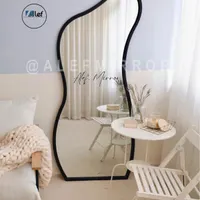 آینه دفرمه الف با قاب چوبی|آینه|تهران, حکیمیه|دیوار