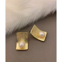 گوشواره مرواریدی