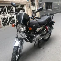 اچ ال ایکس تی وی اس باکسر کی ال دی