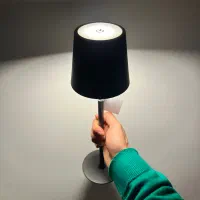 آباژور رومیزی شارژی سبمگل خوش قیمت|چراغ خواب و آباژور|اصفهان, چرخاب|دیوار