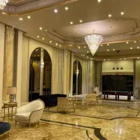 250-متر-مشاعات-آبی-فول-روف-4-فصل-لابی-مجلل