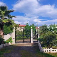 اجاره ویلای ساحلی در دل باغ گیسوم