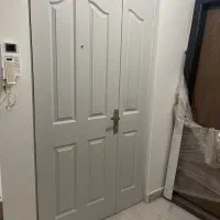 در چوبی کاملا سالم