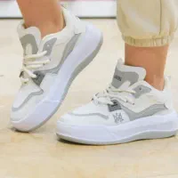 کفش توریست|کیف، کفش، کمربند|برازجان, |دیوار