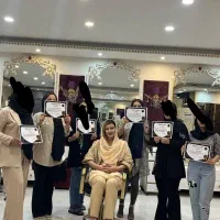 آموزش تخصصی کراتین و پروتئین و انواع تراپی مو