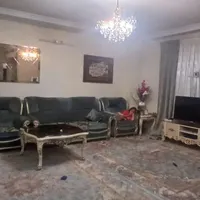 ۶۳ متر آسانسور دار
