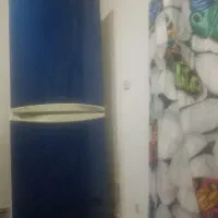 یخچال فریزر سالم.