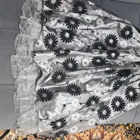 پیراهن و مانتو در حد نو