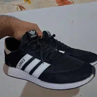 کفش آدیداس (۴۴)