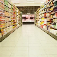 به۳نیروجهتکاردرسوپرمارکتدرجزیرهکیشنیازمندیم