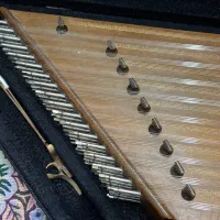 سنتور|سازهای سنتی|گلستان (تهران), |دیوار