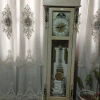 ساعت ایستاده