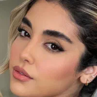 میکاپ و شینیون محفلی عروس میکاپ ساده و لایت