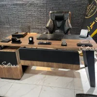 مبلمان اداری چرم کد ۵۴ صندلی میز