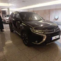 اوتلندر ۲۰۱۸ phev
