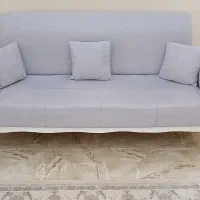 مبل سه نفره تمیز