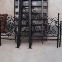 تخت دو نفره فر فورژه|تخت و سرویس خواب|اهواز, سیصد دستگاه|دیوار