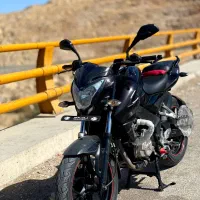 Ns 200