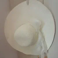 کلاه ساحلی پاپیوندار