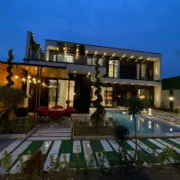 اجاره سالیانه باغ‌ویلا فوق‌لاکچری ۶۰۰متری زعفرانیه