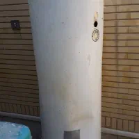 فروش یک آبگرمکن مخزنی|آبگرمکن، پکیج، شوفاژ|شیراز, قدوسی شرقی|دیوار