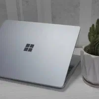 Surface Laptop Go 8 256 i5