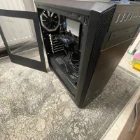 کامپیوتر مخصوص بازی های متوسط و کار های اداری