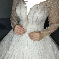 لباس عروس به همراه تاج و تور و ژپون و شنل|لباس|تهران, زهتابی|دیوار