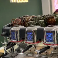 نیازمند باریستا در شیفت صبح کافه قنادی ویلی|استخدام خدمات فروشگاه و رستوران|قشم, |دیوار