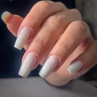 تخفیف خدمات ناخن