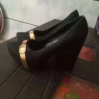 کفش مجلسی|کیف، کفش، کمربند|کاشان, قطب راوندی|دیوار