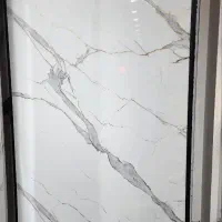 ماربل شیت بین کابینت و تی وی