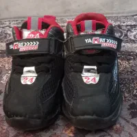 سویشرت دخترانه و چند مدل کفش بچگانه|کفش و لباس بچه|یزد, |دیوار