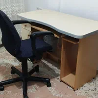 میزوصندلی باهم فروخته میشه