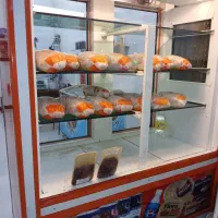 وسایل مرغ فروشی یخچال میز کار