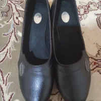 یک جفت کفش زنانه