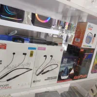 انواع اسپیکر و ایرپاد و گردنی|لوازم جانبی موبایل و تبلت|برخوار, |دیوار